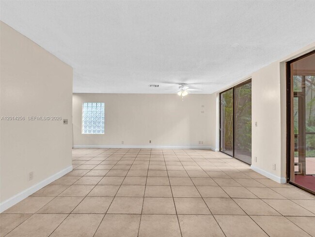 Building Photo - 10731 NW 16th Ct