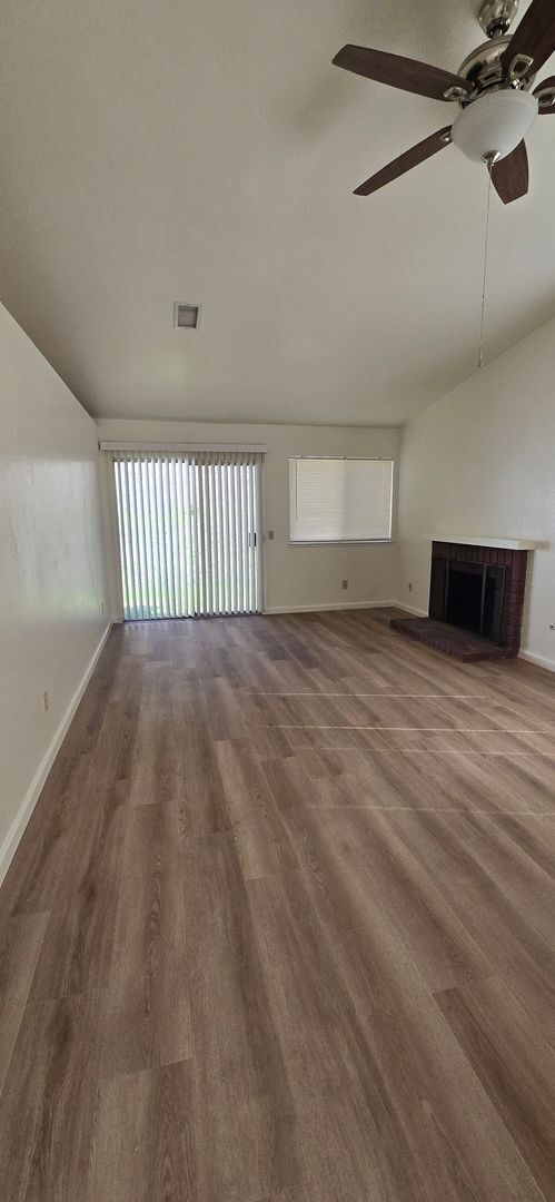 Building Photo - Cooley Ranch Home with NEW Paint NEW flooring