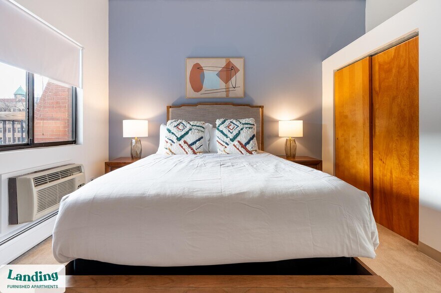 Building Photo - 45 Willow St