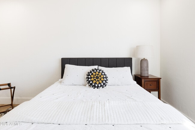 Building Photo - 6844 E Hubbell St