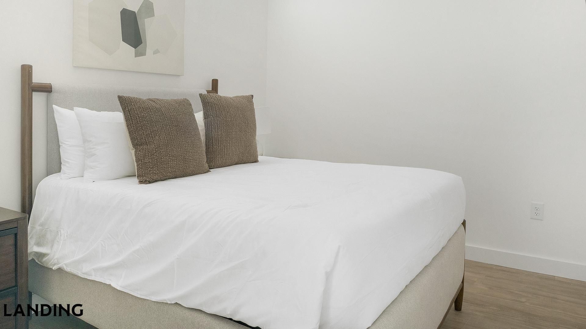 Building Photo - 1007 S Mint St