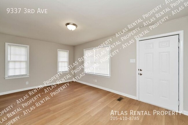 Building Photo - 9337 3rd Ave