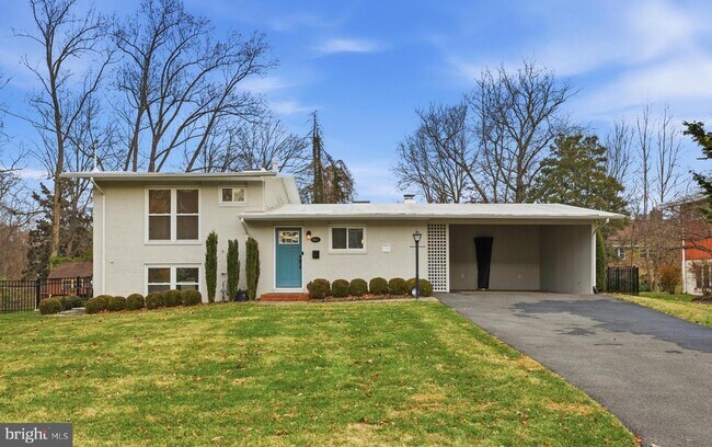 Building Photo - 6616 Beverly Ave