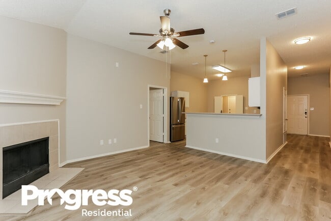 Building Photo - 841 Beaver Creek Dr