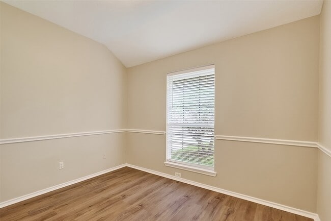 Building Photo - 19407 Arbor Pines Ln