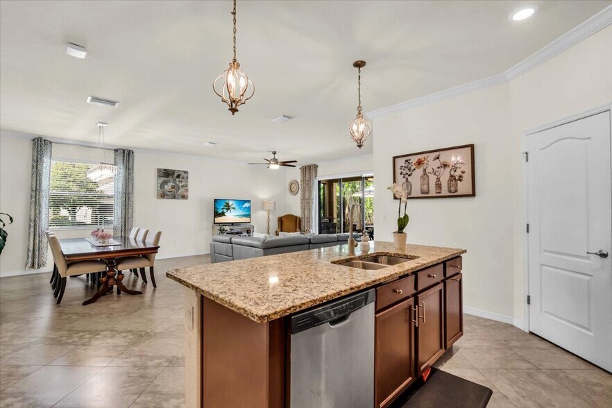Building Photo - 4602 Royal Dornoch Cir