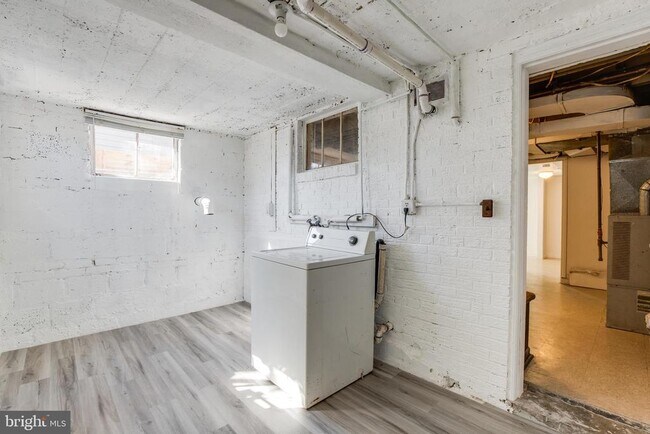 Building Photo - 1889 Alabama Ave SE