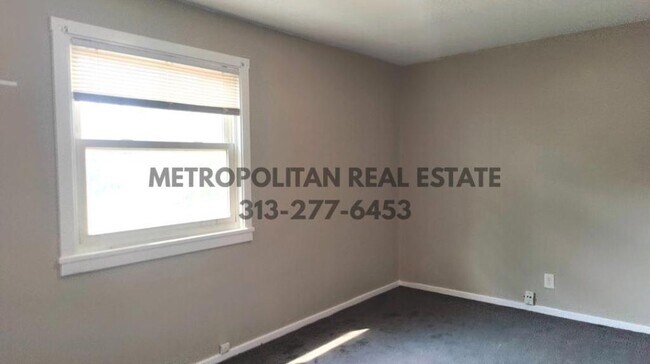 Building Photo - 34214 Dayton Ct