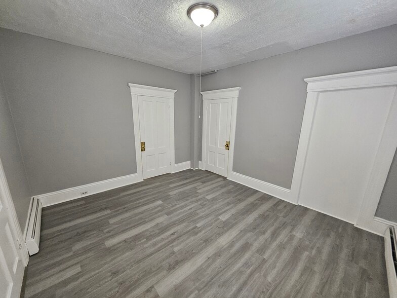 Building Photo - 275 Lake Ave