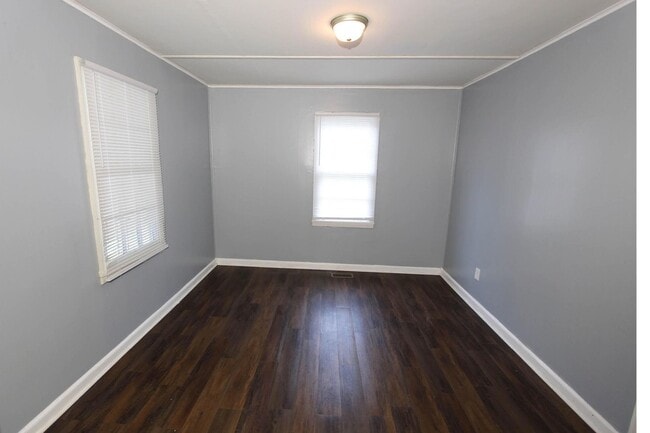 Building Photo - 934 Bluebird Rd