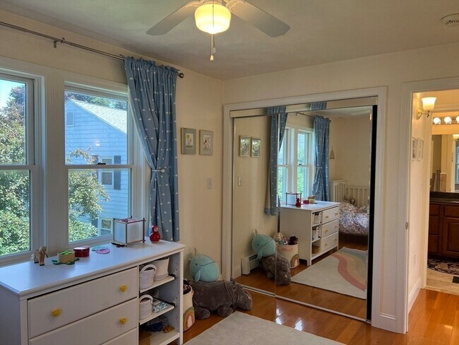 Building Photo - 11 Garrison Rd