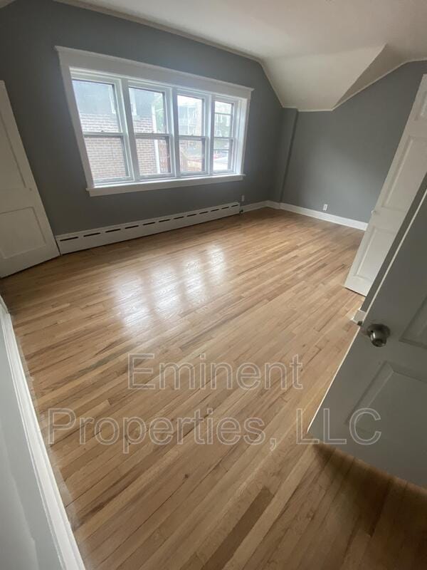 Building Photo - 7324 S Oglesby Ave