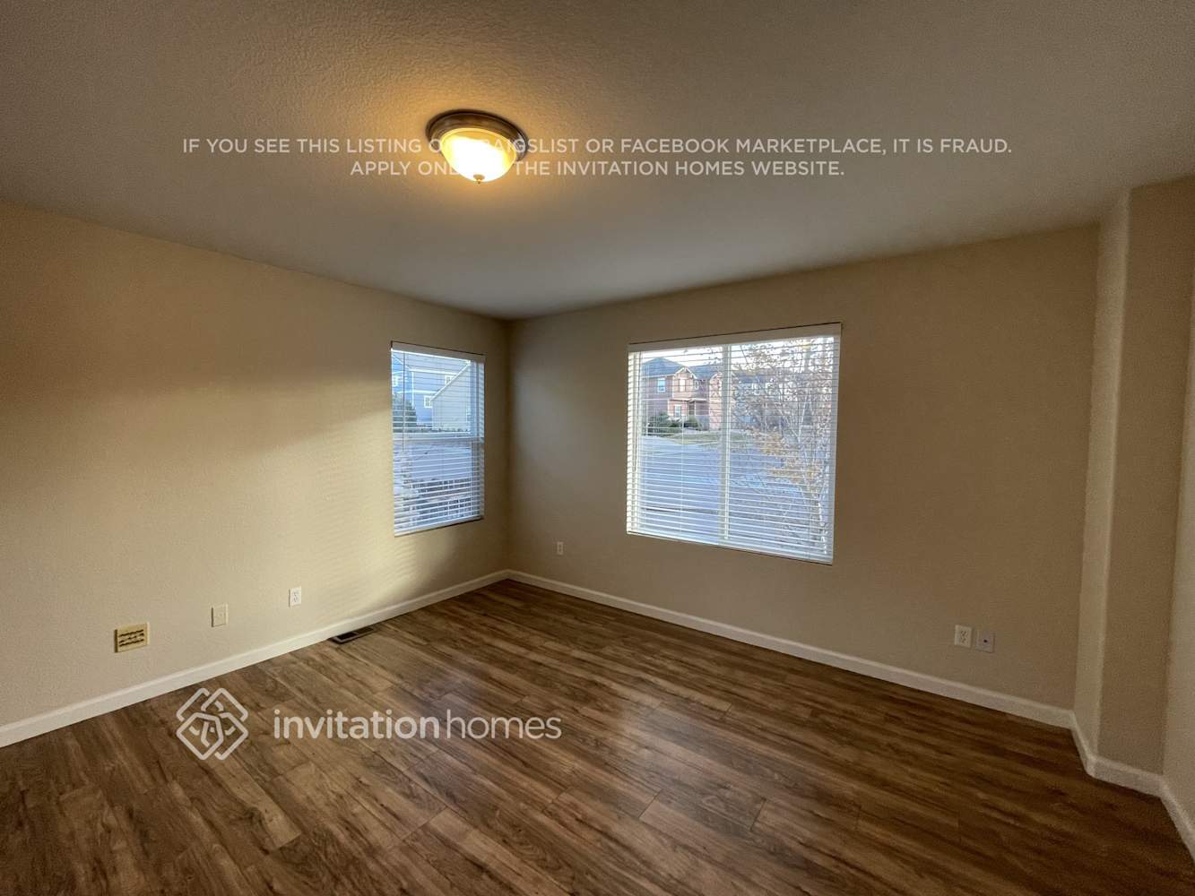 Building Photo - 765 Diamond Rim Dr