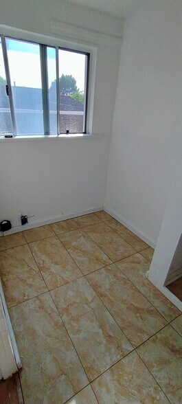 Laundry room - 1150 Sanborn Ave. Apt C