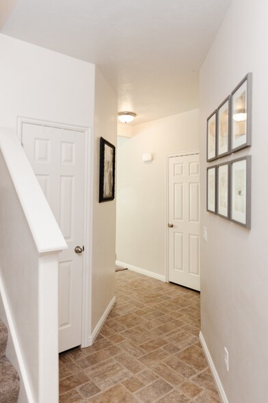 Building Photo - 3419 W Aprica Ct