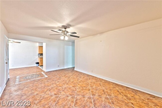 Building Photo - 3151 N Soaring Gulls Dr