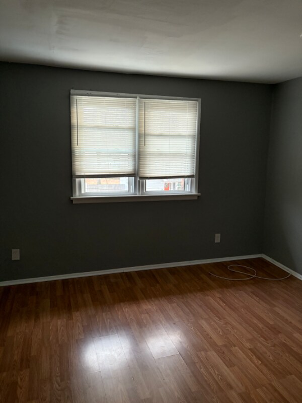 Building Photo - 612 Woodland Ave