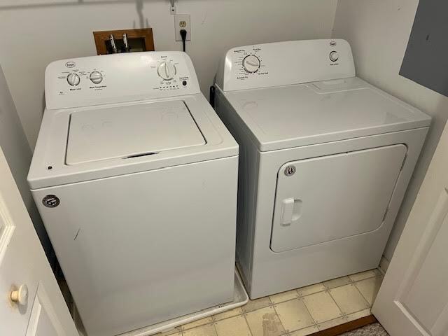 Building Photo - 603 Red Oak Dr