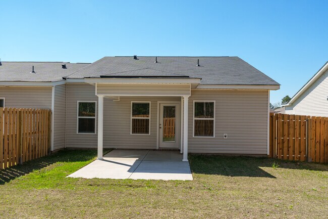 Building Photo - 8115 Bannock Cir