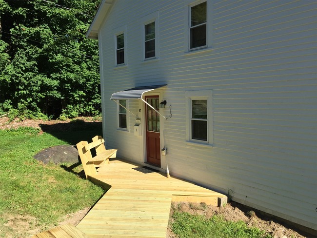 Primary Photo - 87 Highland St