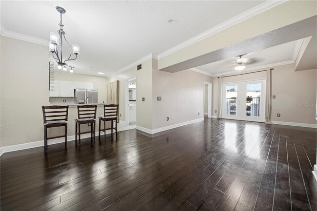 Building Photo - 204 E South St