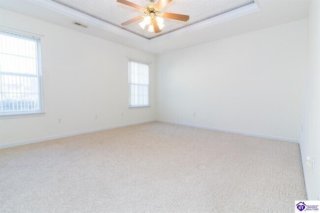Building Photo - 318 Emmaus Cir