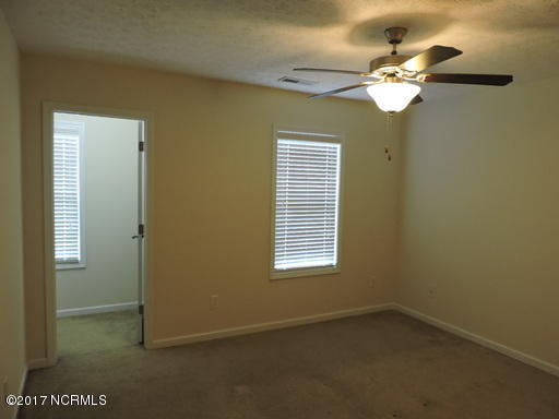Building Photo - 121 Heather Glenn Cir