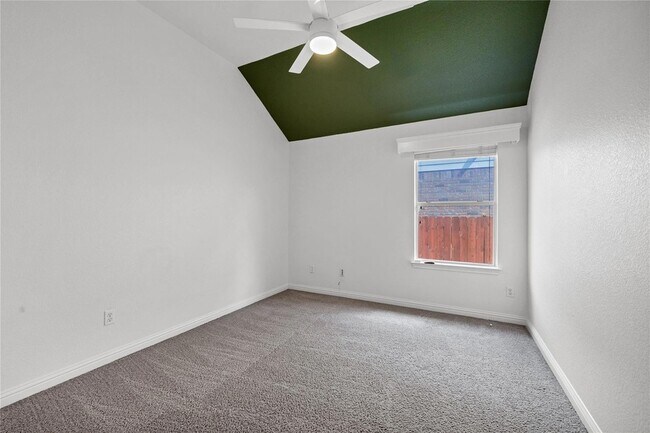 Building Photo - 2811 Checker Dr