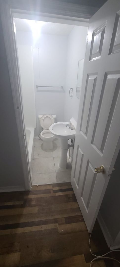 Building Photo - 1892/1894 W 3rd St.