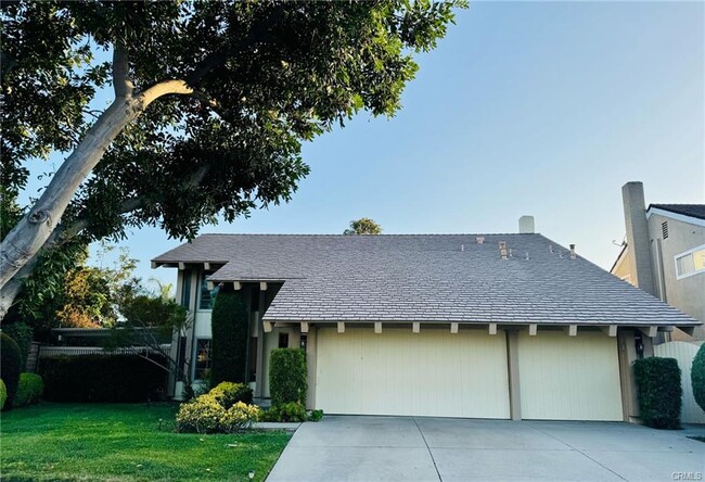 Building Photo - 4222 Escudero Dr