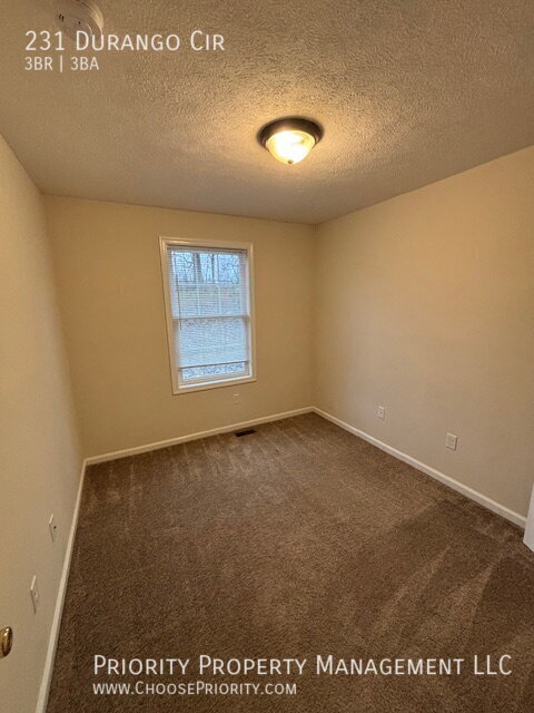 Building Photo - 231 Durango Cir