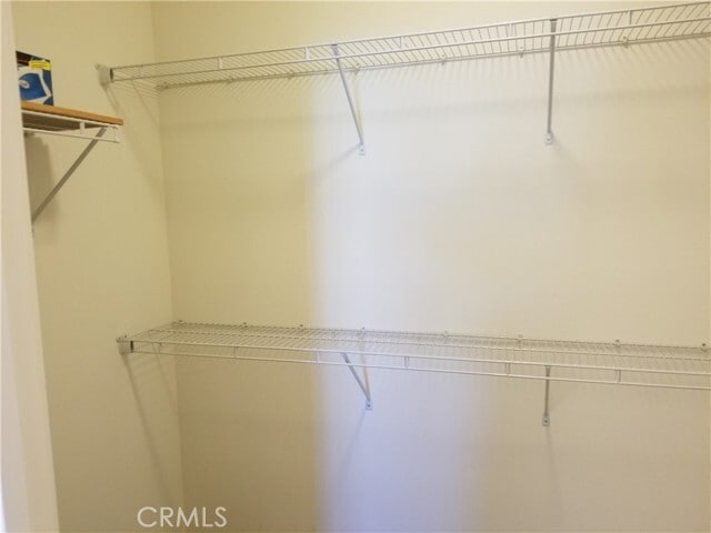 Building Photo - 371 N Bellarose Way