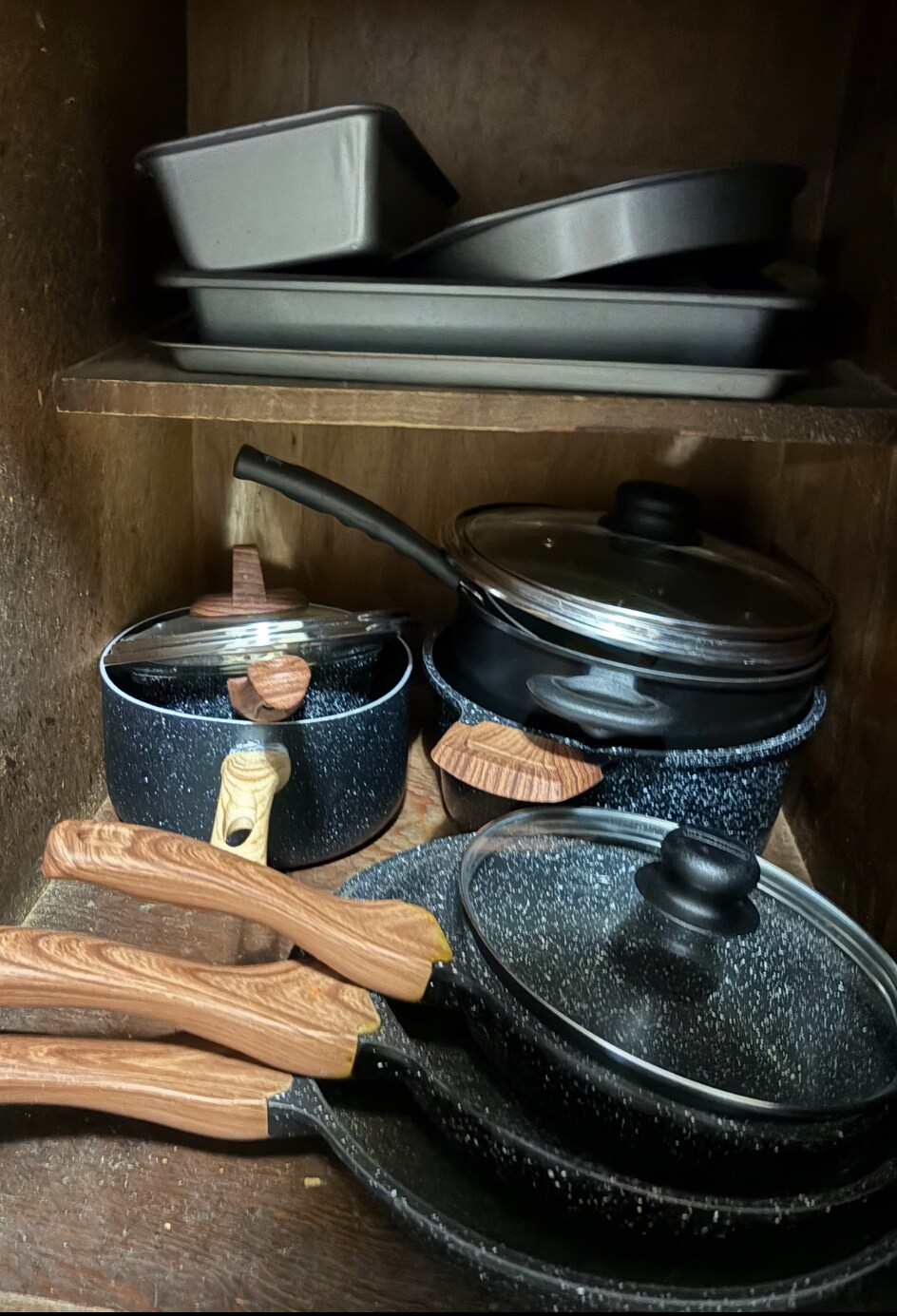 Building Photo - 265 Robin Ln NW