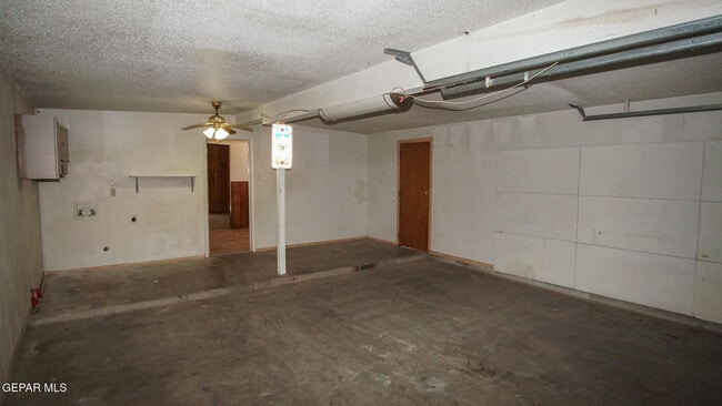 Building Photo - 9304 Lait Dr