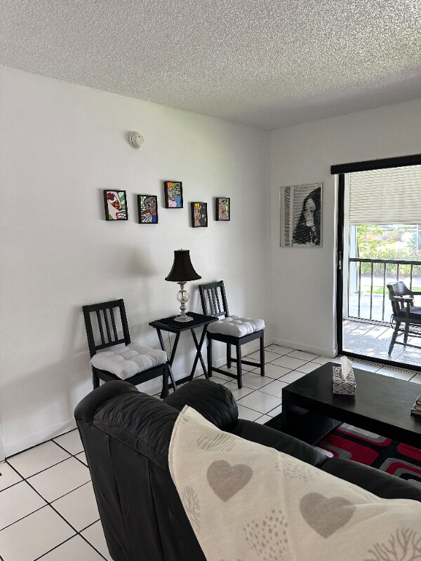 Building Photo - 3105 Oakland Shores Dr