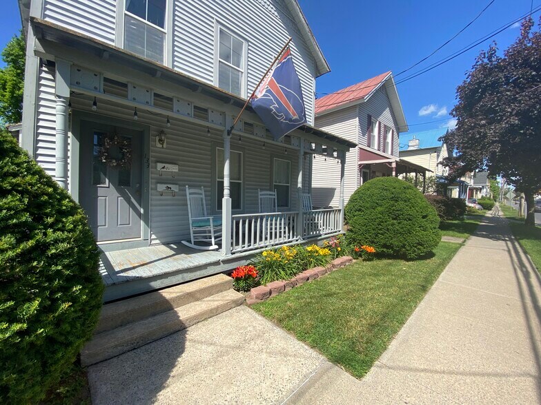 Building Photo - 133 Washington St