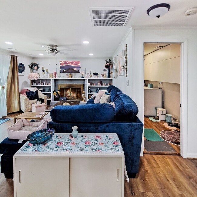 Building Photo - 3506 Lisa Ln