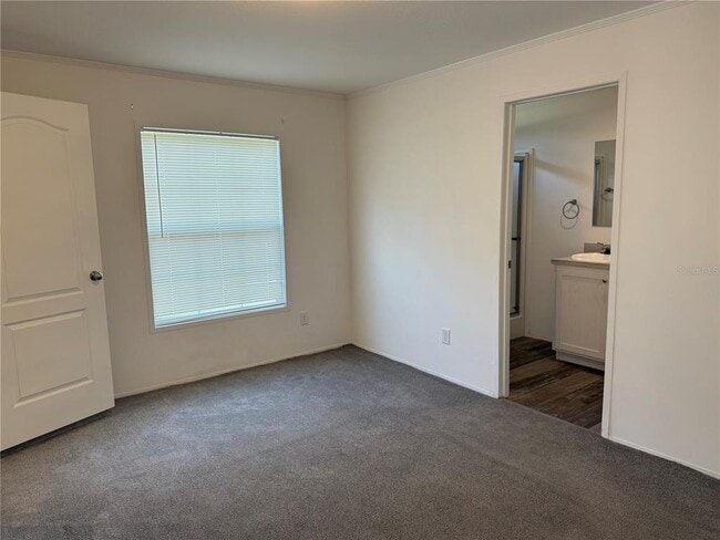 Building Photo - 39141 Bay Ave