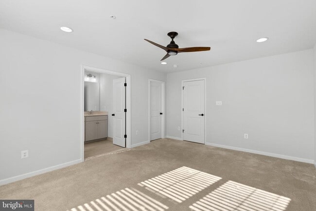 Building Photo - 257 Redpoll Alley