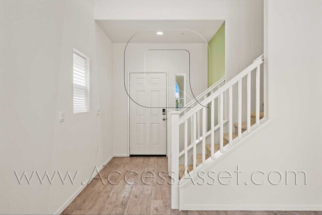Building Photo - 41278 Winterberry St