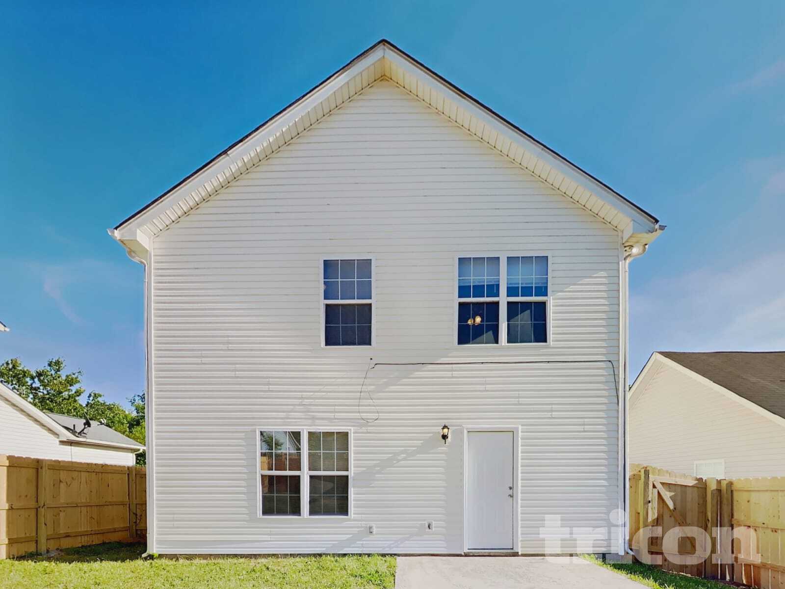 Building Photo - 1316 Crandon Dr