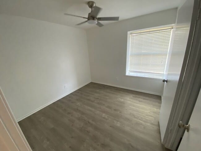 Building Photo - Allen | 3 Bed 2 Bath | Single Family Home ...