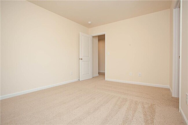 Building Photo - 4355 Almanor Cir