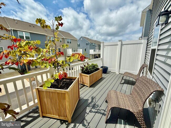 Building Photo - 70 Caswell Dr