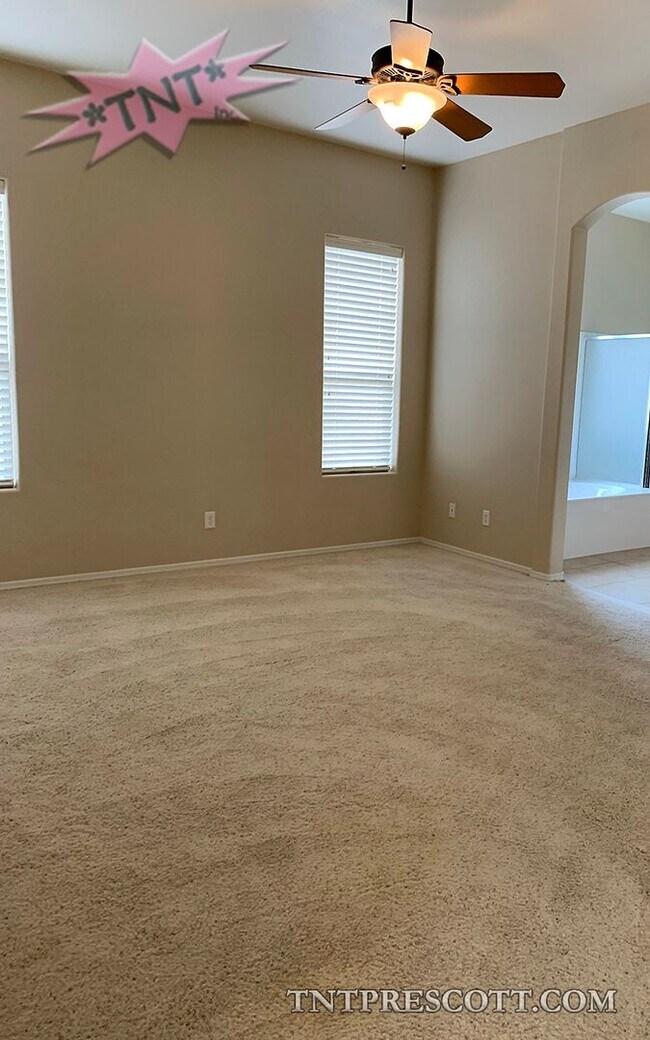 Building Photo - Home in Granville HOA