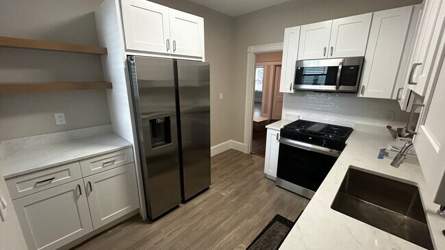 Building Photo - NO BROKER FEE!  GORGEOUS ALLSTON 3 BED WITH IN-UNIT LAUNDRY, PARKING