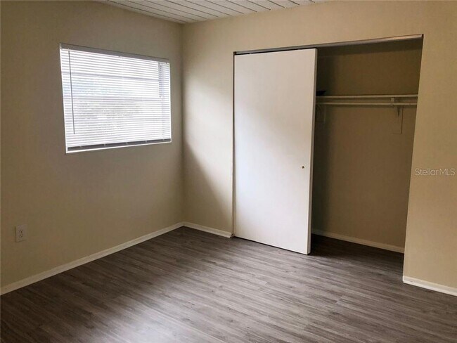 Building Photo - 1347 Baywatch Loop