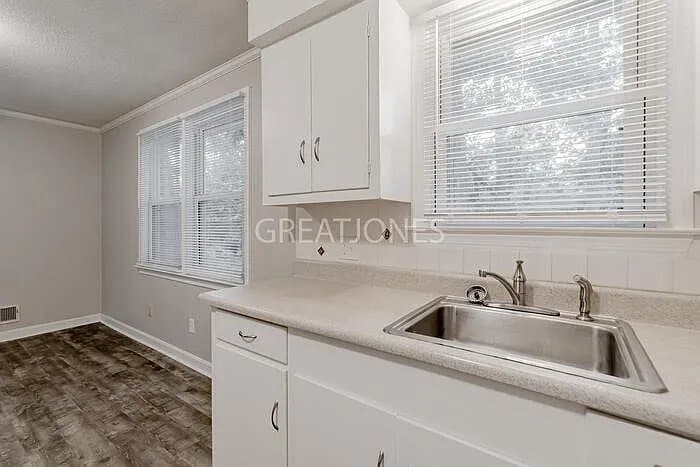 Building Photo - 209 Biddle Rd