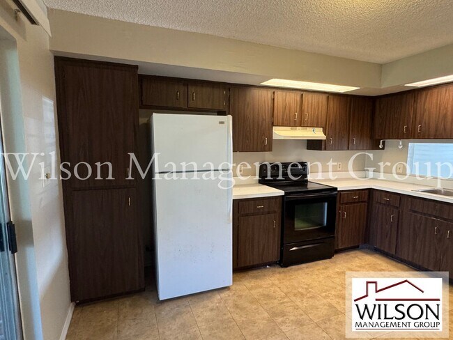 Building Photo - 1241 Heritage Ln