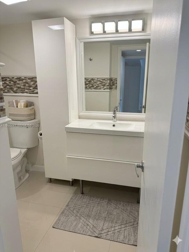 Building Photo - 2851 NE 183rd St